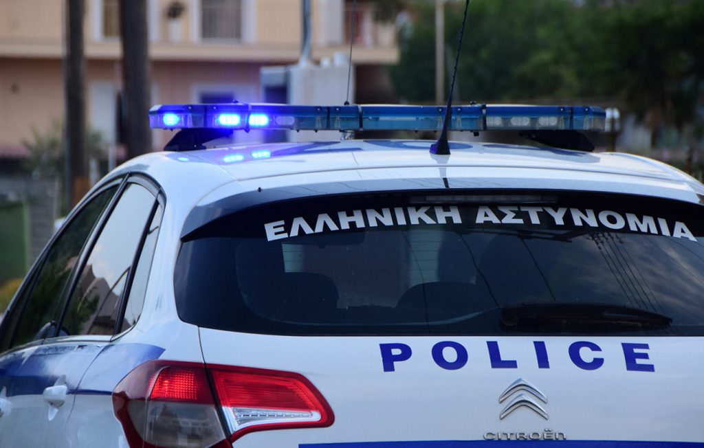 Νεκρός και τραυματίας ανακαλύφθηκαν σε φορτίο ξηρών καρπών στη Θεσπρωτία